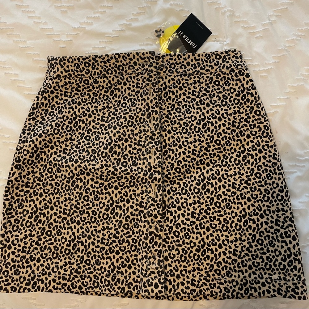 Forever 21 Cheetah/leopard print skirt